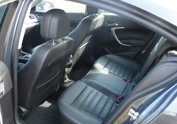 Opel Insignia cena 36900 przebieg: 181705, rok produkcji 2015 z Czyżew małe 67